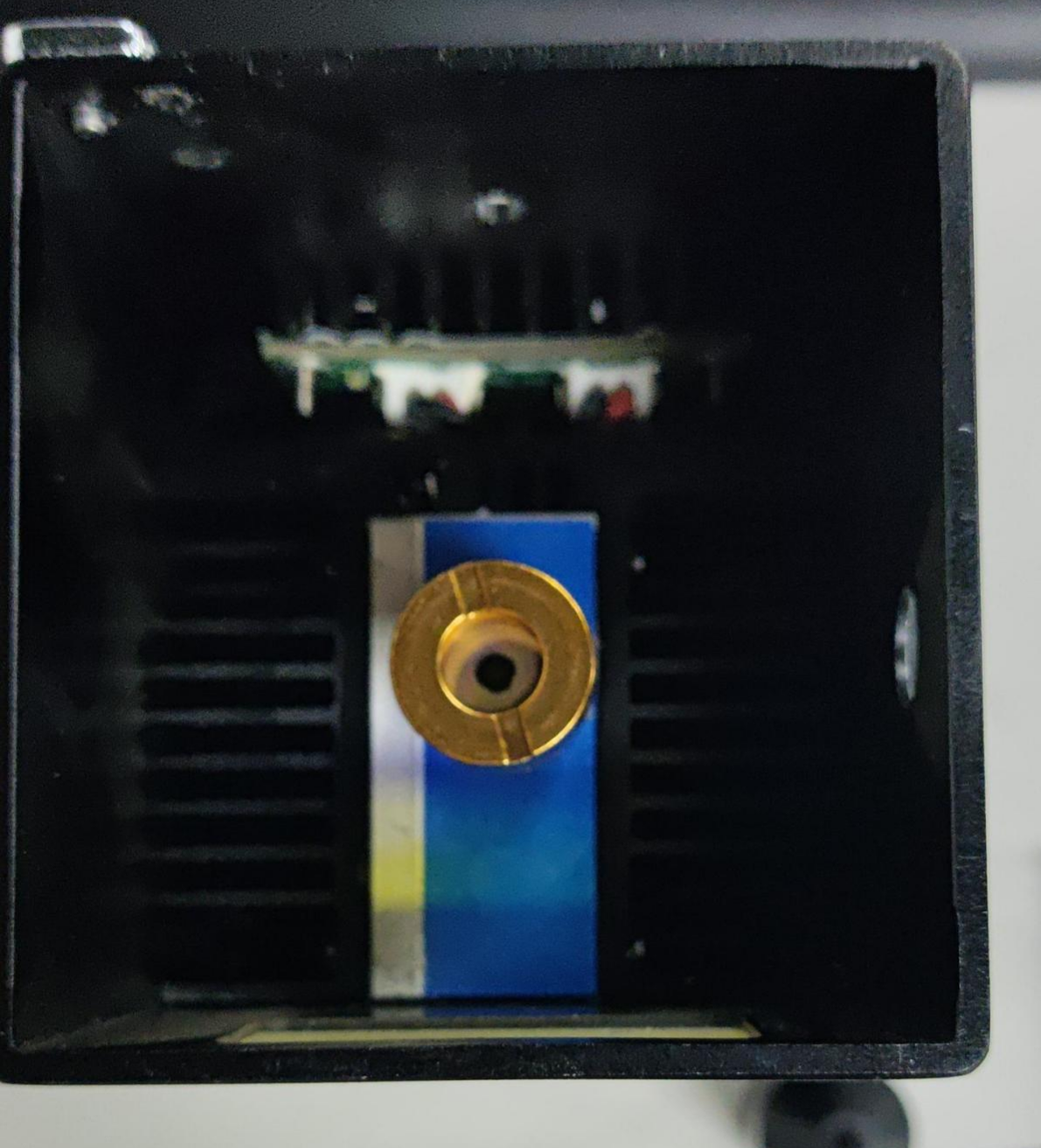 Replacing the Laser Window Lens